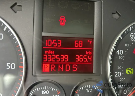 2006 Volkswagen Jetta из США, поврежденный, VIN 3VWST71K36M796240